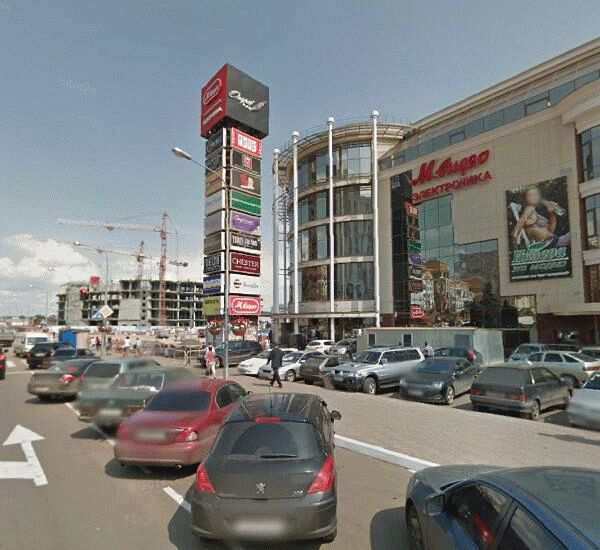 Банкомат Газпромбанка по адресу ул. Богдана Хмельницкого,  д. 28